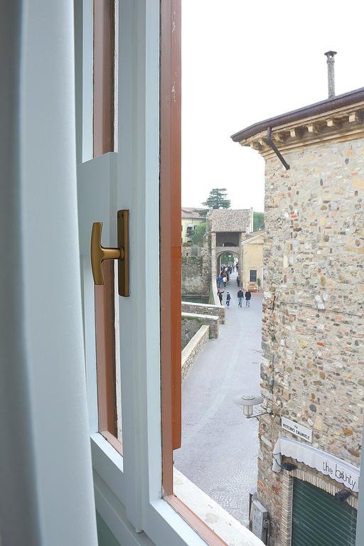 Aurora Sirmione Appartamenti Eksteriør billede