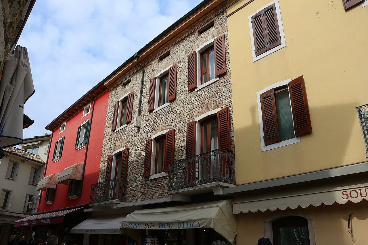 Aurora Sirmione Appartamenti Eksteriør billede
