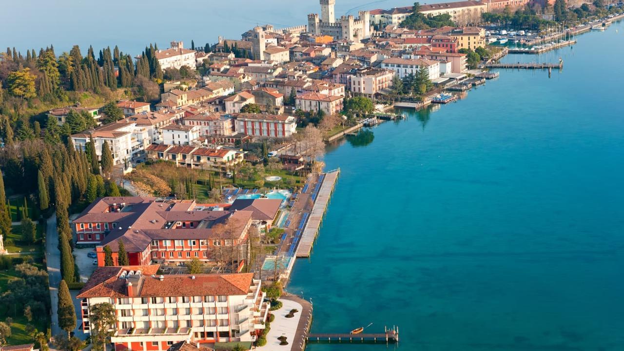 Aurora Sirmione Appartamenti Eksteriør billede